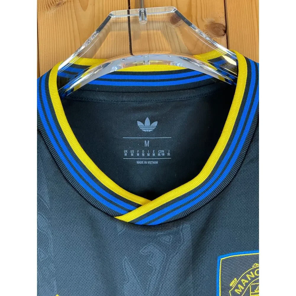 Adidas Manchester United Harry Maguire #5 Soccer Jersey, Black - Size M